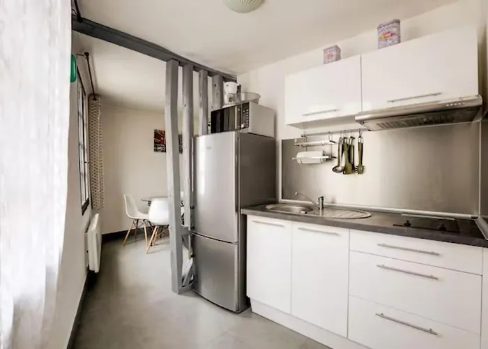 Le Carrel- F2-place Saint Marc Apartment